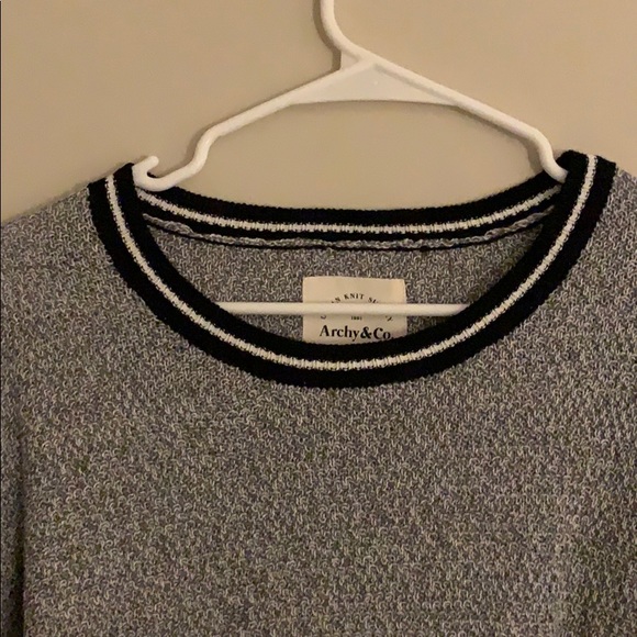 bought at urban outfitters, grey sweater - Picture 2 of 2
